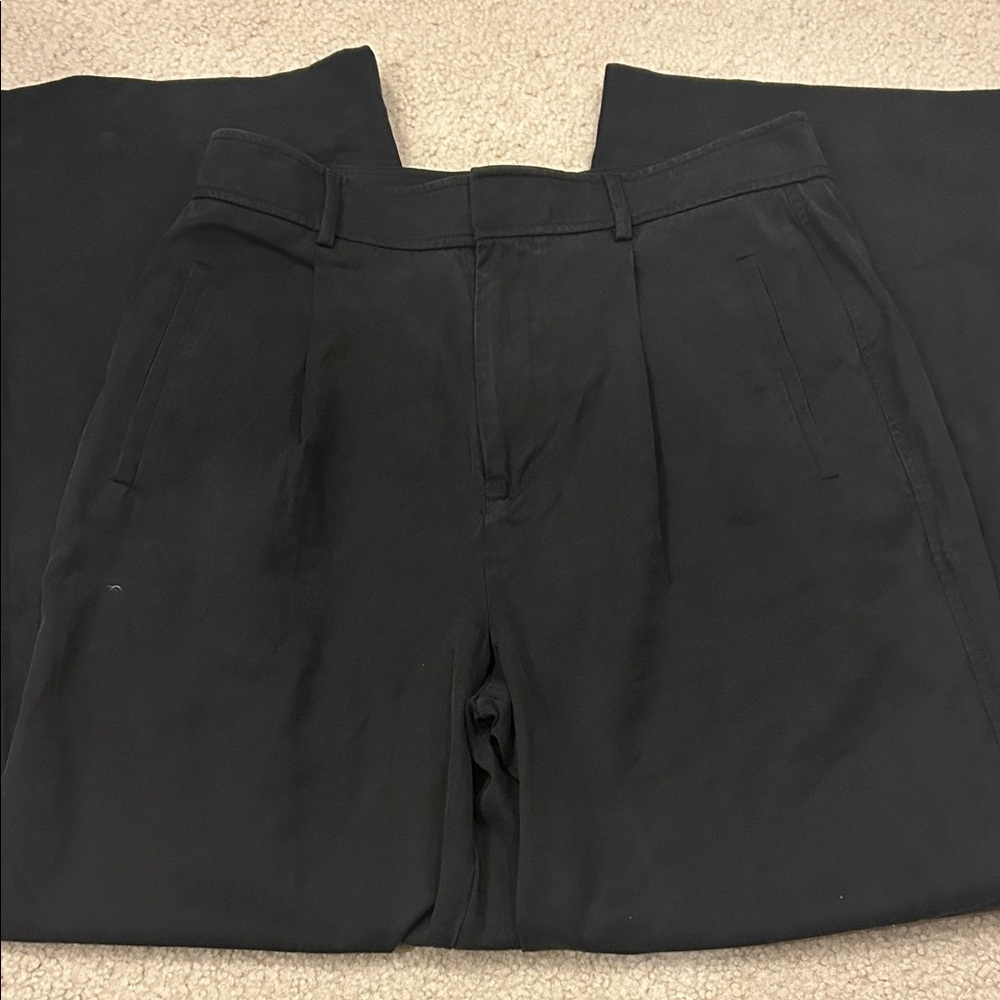 Everlane The Way High Draper Pleated Pant in Buttersmooth Tencel Cotton - Picture 3 of 8
